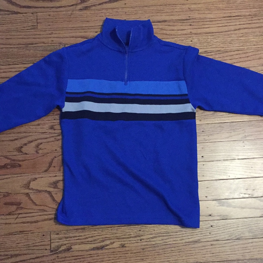 Blue and white long sleeve zipper neck shirt